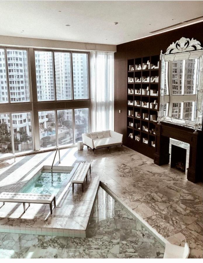 Appartamento Sun&Sea IconBrickell Unit Miami Esterno foto