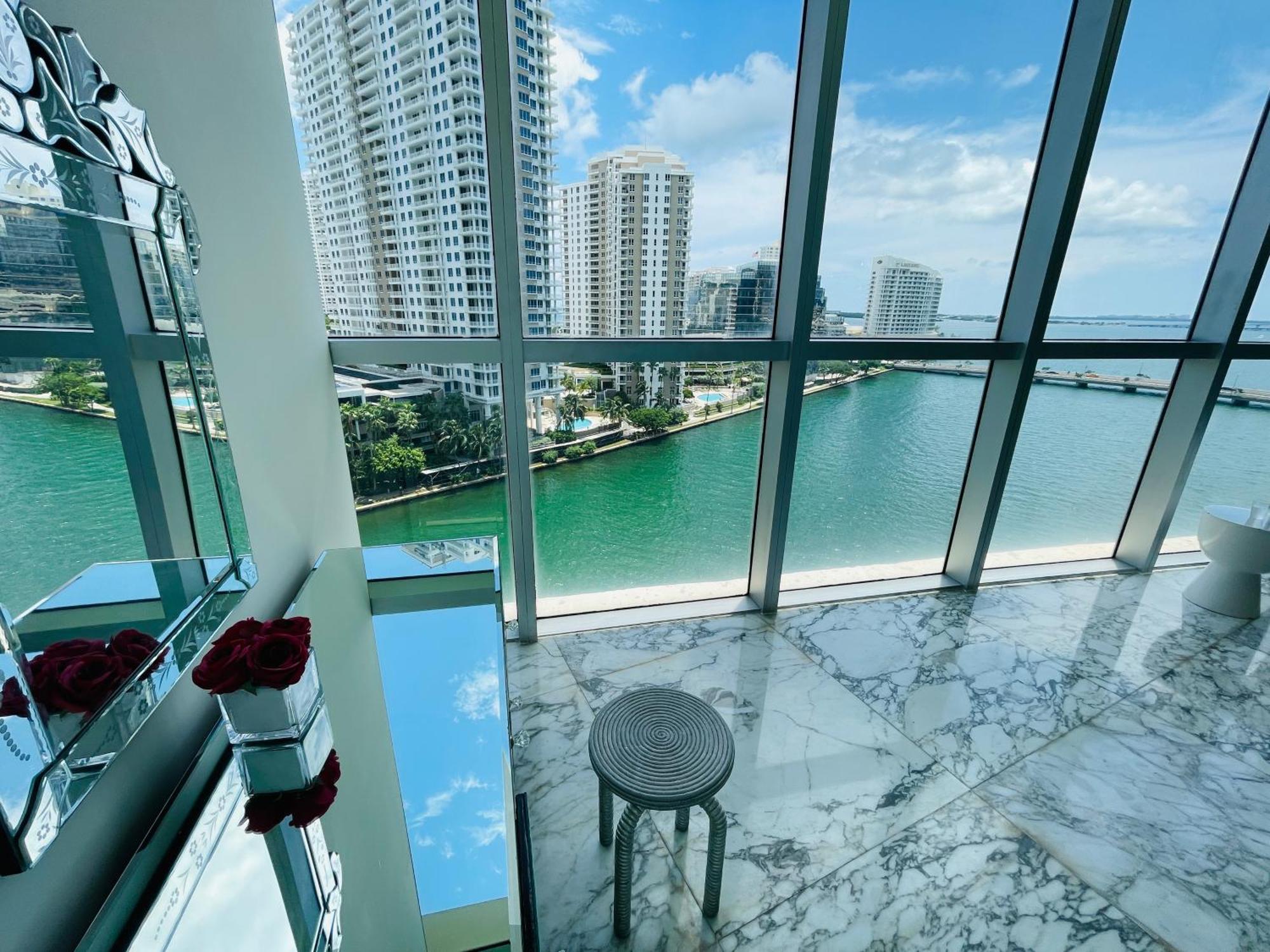 Appartamento Sun&Sea IconBrickell Unit Miami Esterno foto